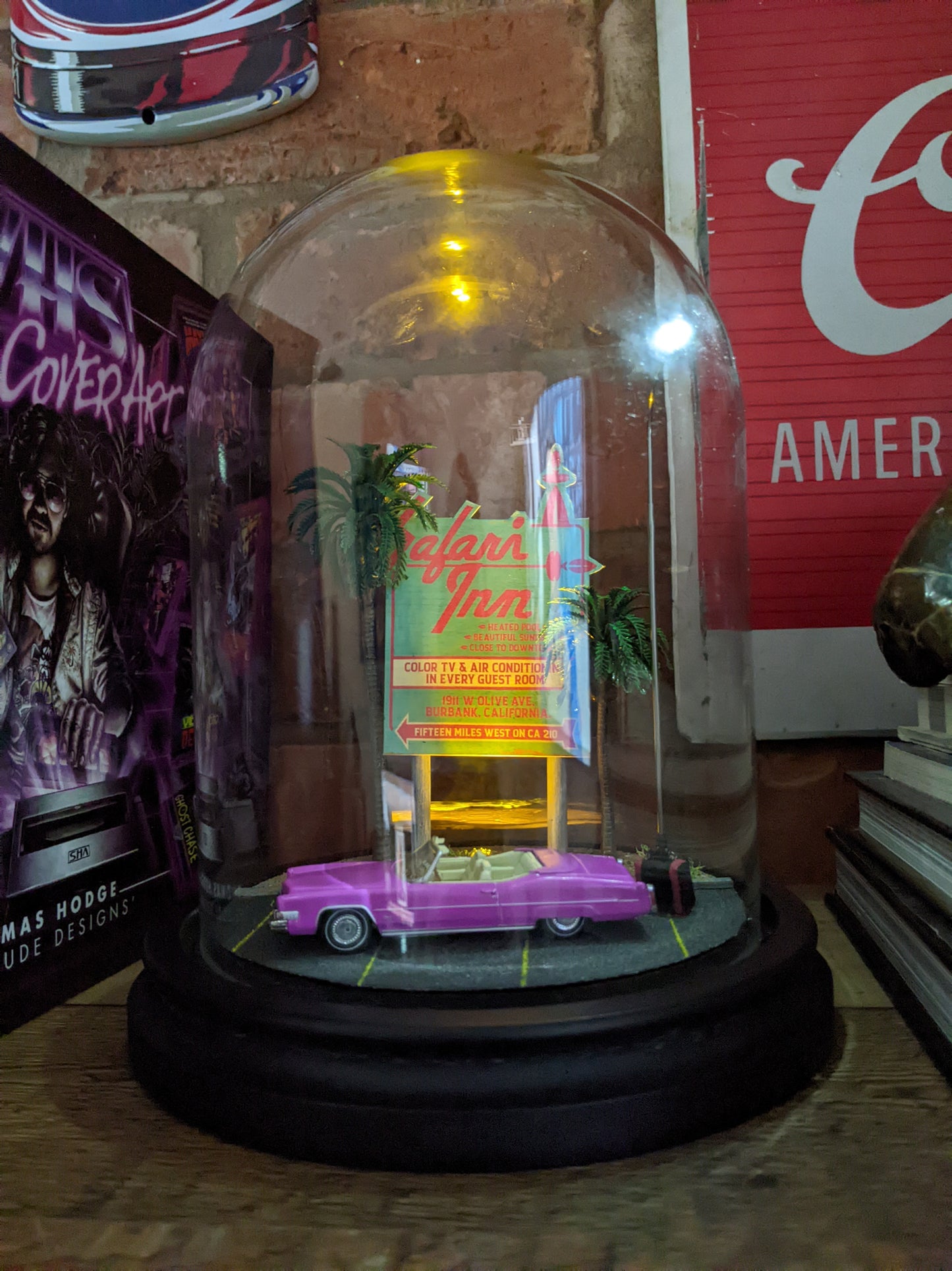 True Romance Diorama Lamp – Handmade Bell Jar Scene with Clarence’s Cadillac, Limited Edition Movie Collectible(Copy)